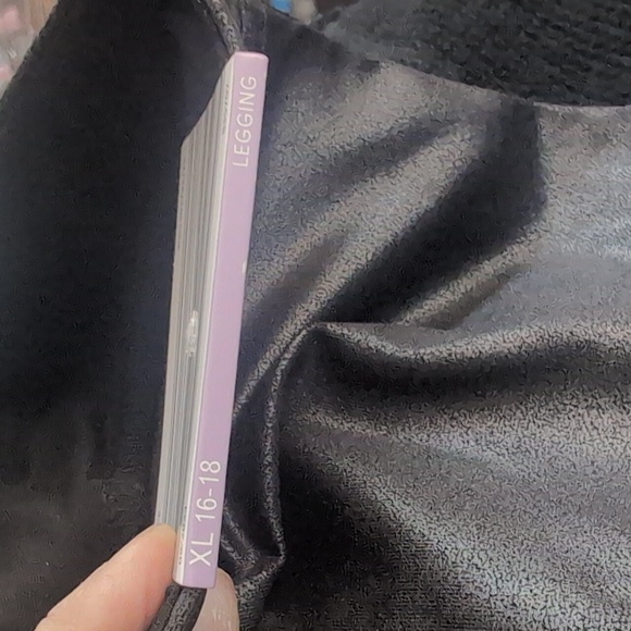 Serra Ladies Faux Leather Legging Size XL NWTG - Picture 4 of 11